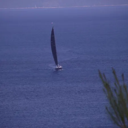 Ubytování v soukromí Ellenas- *